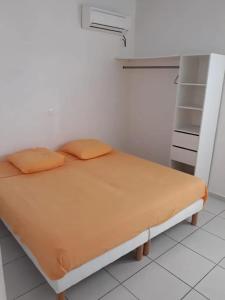 Φωτογραφία από το άλμπουμ του Appartement cosy à Gros Cap - 50 m² avec piscine σε Gros Cap