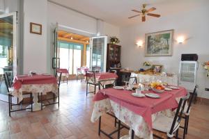 Fotografie z fotogalerie ubytování Hotel Galassi v destinaci Numana