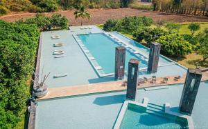 Πισίνα στο ή κοντά στο Avartarn Miracles Hotel