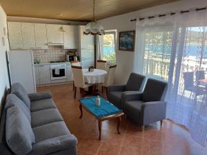 Kuchyň nebo kuchyňský kout v ubytování The Olive Tree + 14 fotografií