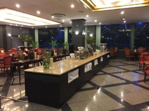 Ресторан / где поесть в Danyang tourist hotel Edelweiss