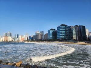 Γενική θέα στη θάλασσα ή θέα στη θάλασσα από  αυτό το διαμέρισμα