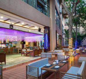 Nhà hàng/khu ăn uống khác tại Grand Metro Park Bay Hotel