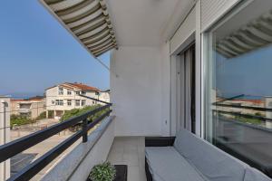 Balkón alebo terasa v ubytovaní Apartment San Marino