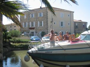 Gallery image of Le Neptune in Le Somail