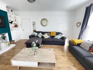 Χώρος καθιστικού στο Cosy Central Cambridge Apartment's