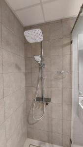 Bagno di Luxury 1BHK with Balcony - Muscat Hills
