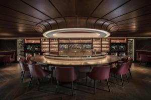 A área de bar ou lounge em The Landmark Mandarin Oriental Hong Kong