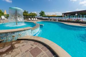 Bazén v ubytování I Cancelli - Family Village nebo v jeho okolí + 160 fotografií