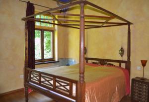 Un pat sau paturi într-o cameră la Gottesgabe