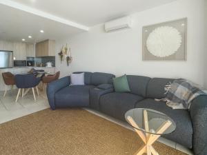 Χώρος καθιστικού στο Coastal Chic in Batemans Bay Your Perfect Escape