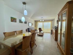 Posedenie v ubytovaní Apartamentos APOLO16 (I-15º-70)