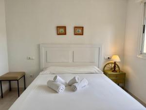 Posteľ alebo postele v izbe v ubytovaní Apartamentos APOLO16 (I-15º-70)