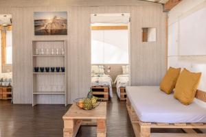 Posezení v ubytování Glamping Tents - Camp Adriatic
