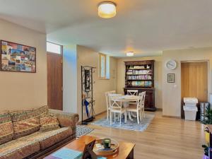 Χώρος καθιστικού στο Gîte Les Aumônes