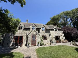 Hoone, kus puhkemaja asub