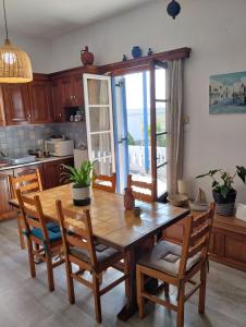 Fotografie z fotogalerie ubytování Village house at Marpissa v destinaci Márpissa