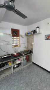 Η κουζίνα ή μικρή κουζίνα στο jiggy's home stay