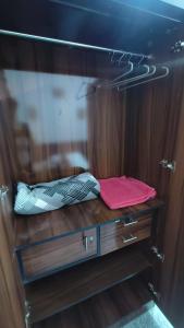 Ένα ή περισσότερα κρεβάτια σε δωμάτιο στο jiggy's home stay