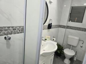 Bagno di Cosy Homes in Suva - Home That Hugs You!