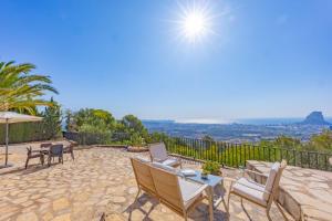 Naturlandskabet i nærheden af villaen