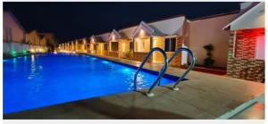 Bazén v ubytování Indismart Mandarmani Resort nebo v jeho okolí