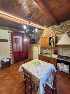 Kuchyň nebo kuchyňský kout v ubytování Summer House