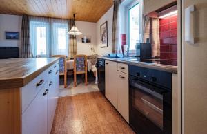 Η κουζίνα ή μικρή κουζίνα στο Zum Rota Hus 08