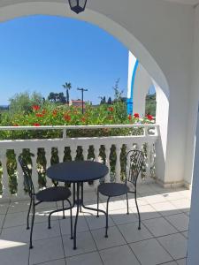 Balkón nebo terasa v ubytování Tassos & Marios Apartments I