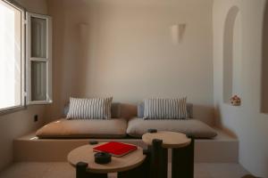 Posezení v ubytování Black Rose Beach Suites