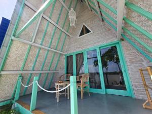 A balcony or terrace at Secret Triangle
