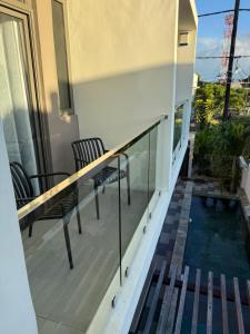 Rõdu või terrass majutusasutuses Pearl Gate Residence Apt No 3