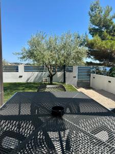 Fotografie z fotogalerie ubytování Seaside apartments Polić, Rogoznica v destinaci Zečevo