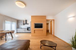TV a/nebo společenská místnost v ubytování 735 Apartment Julia I Villa Ehrenburg