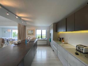 Dapur atau dapur kecil di Clogher Beach View - Scenic