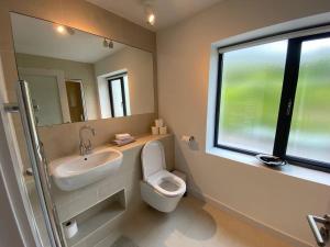 Bilik mandi di Clogher Beach View - Scenic