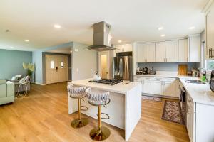 Galería fotográfica de Golf, Swim, Relax Family Retreat in Corona! en Corona 24 fotos más