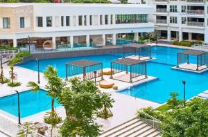 an overhead view of a swimming pool in a building at Ayala Cebu Solinea in Cebu City