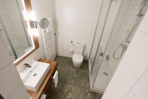 Ванна кімната в City Hotel Biel Bienne Free Parking