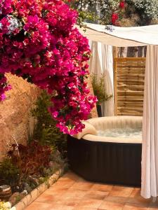 Gallery image of Les Restanques du Sud in Le Lavandou