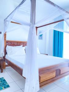 Imagen de la galería de Coastal nook 2 bedroom beach flat , Lido, en Mombasa