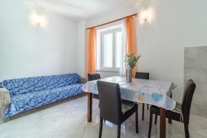Posezení v ubytování Apartments 10 meters from the beach