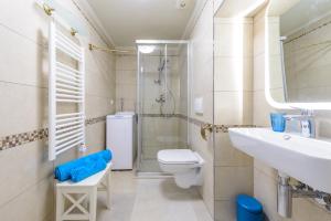 Vonios kambarys apgyvendinimo įstaigoje Stradun View En Suite Rooms & Studio