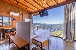 Nespecifikovaný výhled na hory nebo výhled na hory při pohledu z prázdninového domu + 9 fotografií