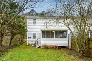 Zahrada ubytování Lots of Hot Spots & Activities Near This Townhome