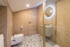 Ένα μπάνιο στο Dimora 2 BDR apartment with free private parking +16 φωτογραφίες