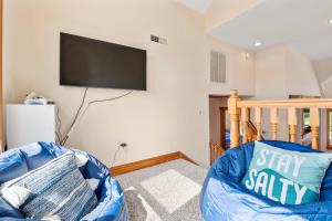 A television and/or entertainment centre at Changes In Attitude