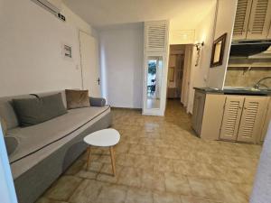 Kuchyňa alebo kuchynka v ubytovaní Corfu Dream Holidays Villas