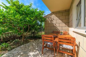 Zahrada ubytování Apartments Tatjana