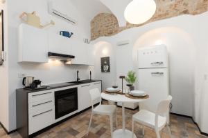 Dapur atau dapur kecil di Città Alta Home - 5min from BGY Airport, AC, WiFi